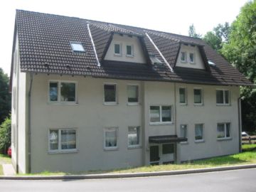 DREI-ZIMMER-WOHNUNG MIT 64 QM IM DAMMESSIEPEN 20, 58513 Lüdenscheid, Etagenwohnung